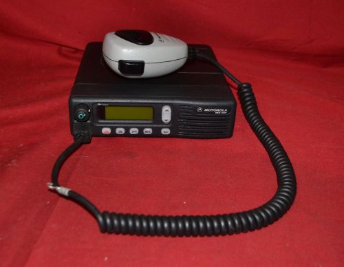 Motorola MCS 2000 UHF Radio w/ Mic 800MHz M01HX+812W, M01UGL6PW4BN FLASHPort  P