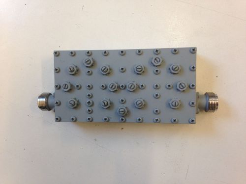 L-COM 2.4 GHz Ultra High Q 8-Pole Indoor Bandpass Filter Channel Adapter