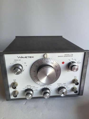 WAVETEK MODEL 134 SWEEP GENERATOR FOR PARTS OR REPAIR