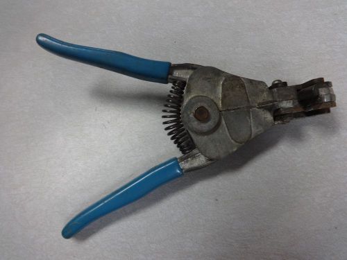 Vintage Ideal Ind. Inc. Stripmaster Wire Tool