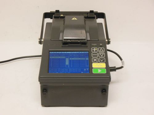 Fitel S175 Single-Fiber Fusion Splicer