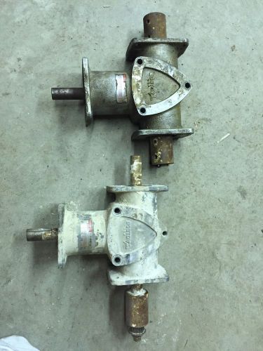 Lot of 2 BOSTON GEAR SPEED REDUCER RA1532