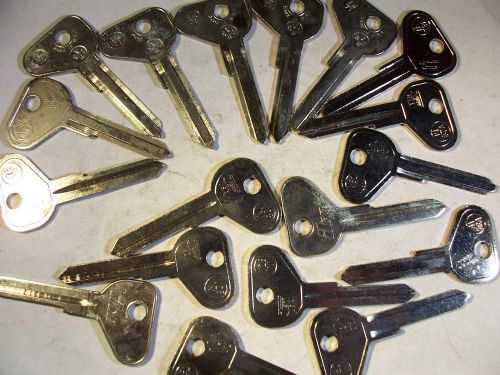 20  VINTAGE  VOLKSWAGEN   KEY BLANK   UNCUT