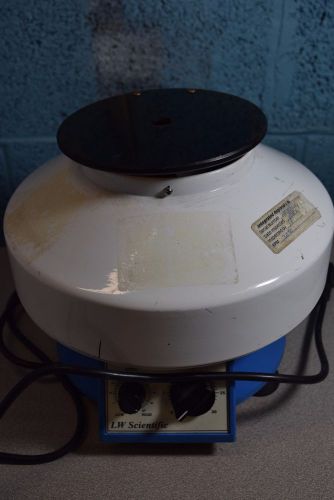 LW Scientific Centrifuge LWS-815 110 Volts 3200 RPM 2 Amps