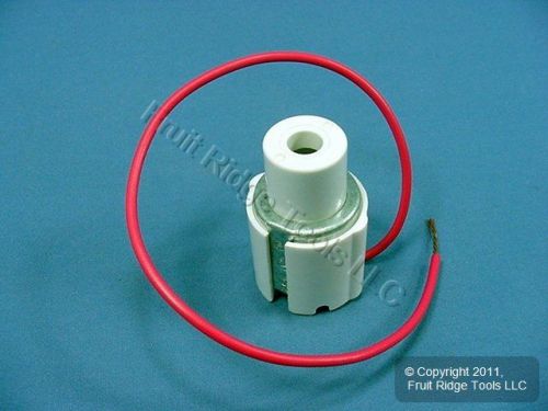 New Leviton Slimline Fluorescent Lamp Holder Light Socket T8 T12 660W 452 Bagged