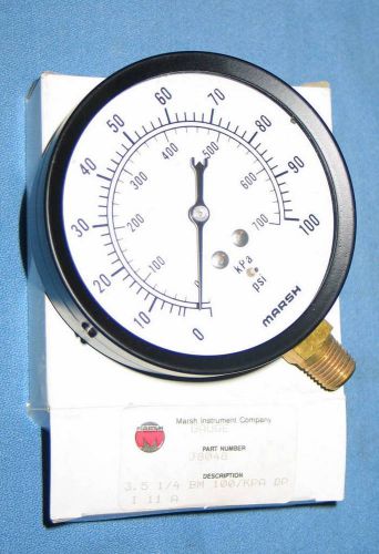 MARSH J8048 3.5&#034; Pressure Gauge 1/4 BM 100 PSI / 700 kPa I-11-A - NOS