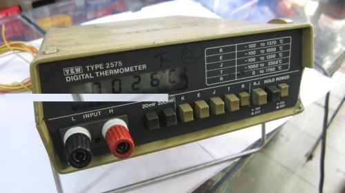 YOKOGAWA DIGITAL BENCH TOP THERMOMETER MODEL: 2575