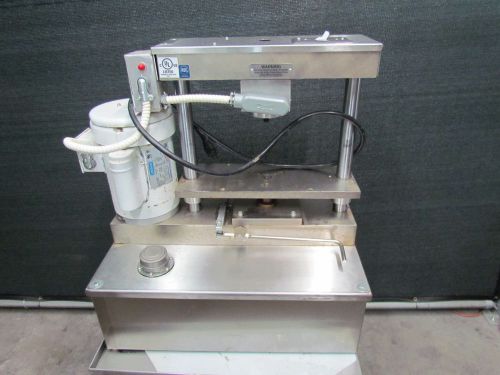 Comtec Model 1100 Pie Press -Single Crust