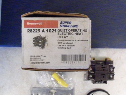 HONEYWELL R8229 A 1021 Honeywell Electric Heat Relay