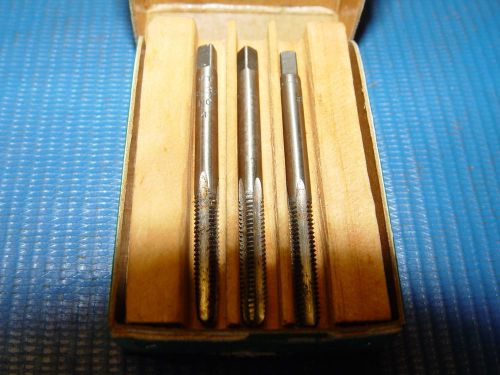 8 - 32 Carbon Steel 3 Piece Tap Set VERMONT TAP &amp; DIE CORP. TAPER PLUG BOTTOMING