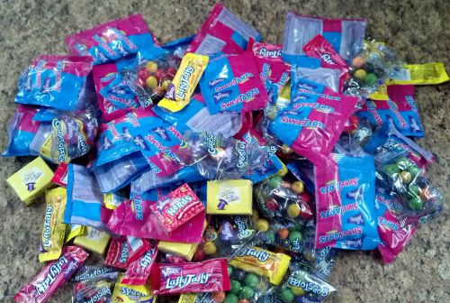 WONKA MIX UP PACK 100 PIECES NERDS LAFFY TAFFY GOBBSTOPPERS  SWEET TARTS CANDY