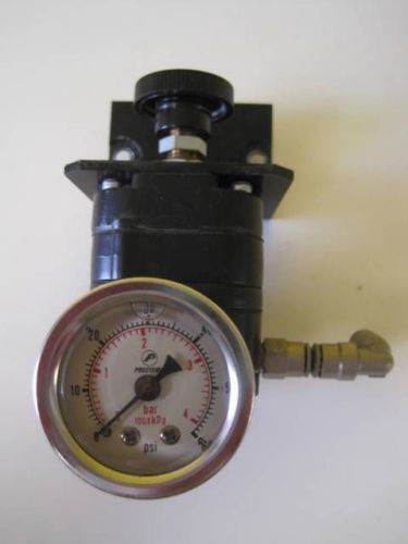 Watts FluidAir R210-01A Pressure Regulator 2-40PSI Max Inlet 150 PSI Used