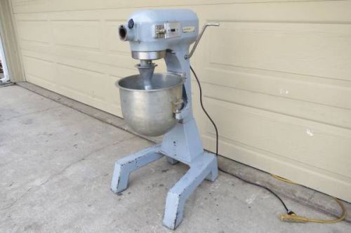 Hobart A-200F Commercial 20QT Mixer 115V ( Standard Plug ) 20 Quart