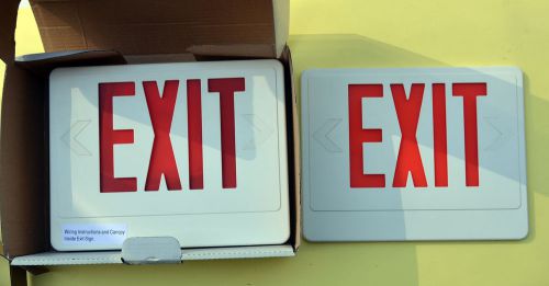 NEW LED DURABLAZE 61XE2RWRCDB EMERGENCY EXIT SIGN RED