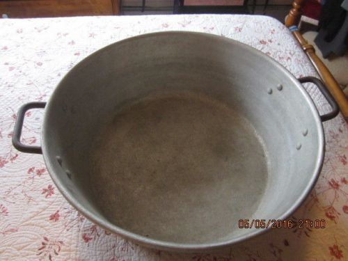 28 qt aluminum pot (rocky point?) for sale