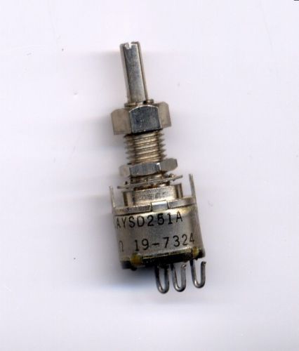 Clarostat 250 ohm RV6LAYSD251A Locking Potentiometer