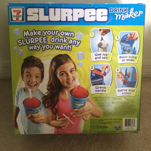 7-11 / SLURPEE DRINK MAKER / 2 CUPS / 2 STRAWS