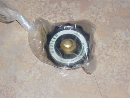 Western Enterprises Oxygen Handtite Nut &amp; Nipple CGA 540