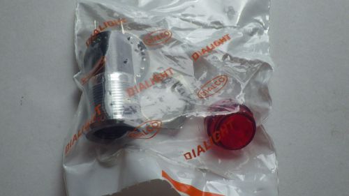 DIALIGHT 95-9463-0931-371  LAMP SOCKET WITH LENS RED 125V 75W 3/4&#034; NIB