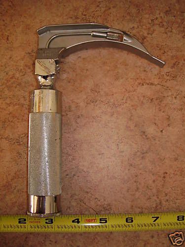 WELCH ALLYN MAC-3 LARYNGOSCOPE BLADE W/ FOREGGER HANDLE