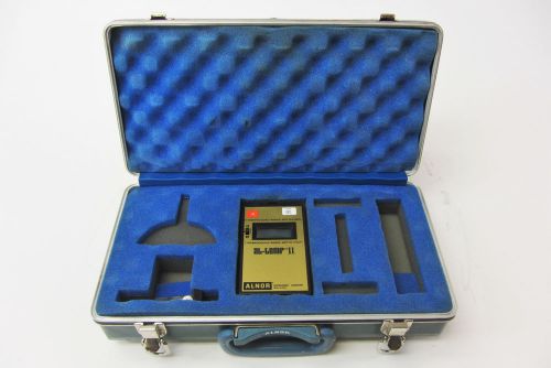 ALNOR AL-temp II Pyrometer Hand Held Thermometer w/ Transport case