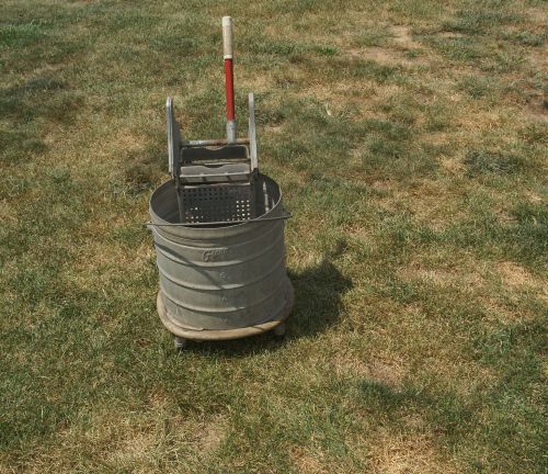 Geerpres Floor Prince Mop Bucket Wringer Industrial Farm Garden Decor