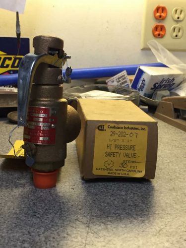 1/2&#034; x 1&#034; 29-202-07  Hi Pressure Safety Valve Steam Conbraco NOS