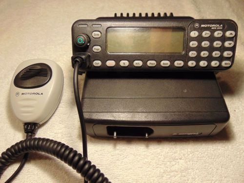 MOTOROLA MCS2000 w/ REMOTE HEAD Model III &amp; MICROPHONE - M01HX+834W - TWO WAY  5