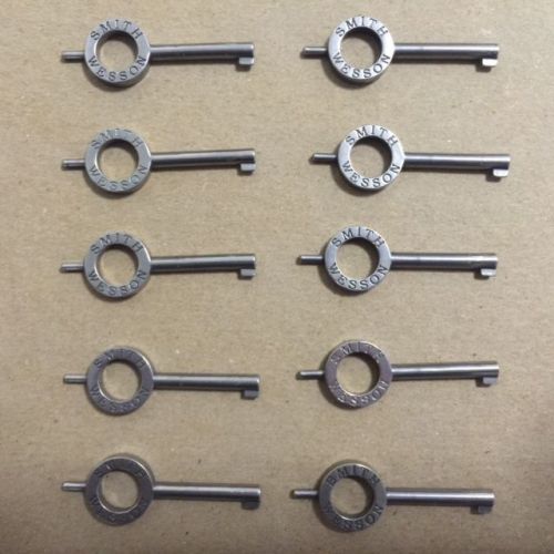 10 Smith&amp;Wesson Hand Cuff Keys