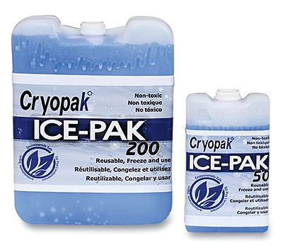 7-1/2&#034; x 5-3/4&#034; x 1-1/2&#034; Hard Ice Pack - 32 oz.  (24 Cold Packs)