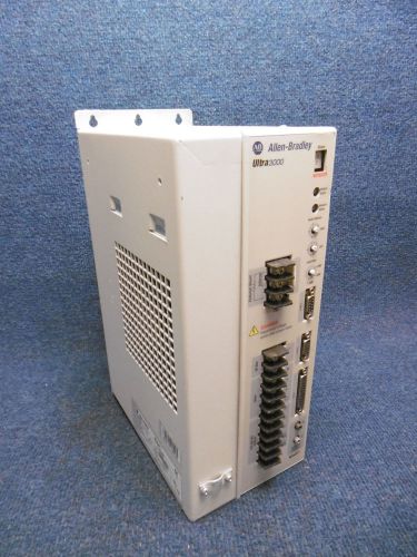 Allen Bradley 2098-DSD-HV030-SE /B 2098DSDHV030SE Ultra 3000 SERCOS Servo Drive