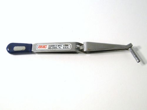 DANIELS DMC M81969/8-08 TWEEZER REMOVAL TOOL DRK95-16AG AIRCRAFT TOOLS