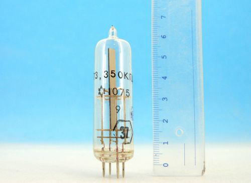 Vintage soviet military grade &gt; 73.350 khz  glass quartz crystal oscillator tube for sale