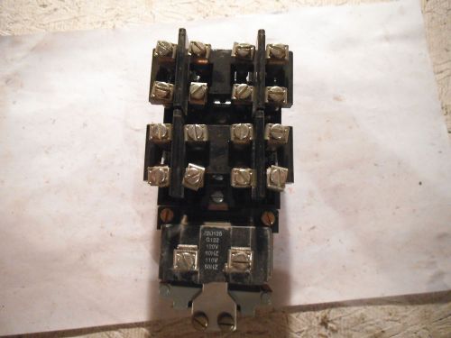 GE LIGHTING CONTACTOR CR260L20AJ - USED