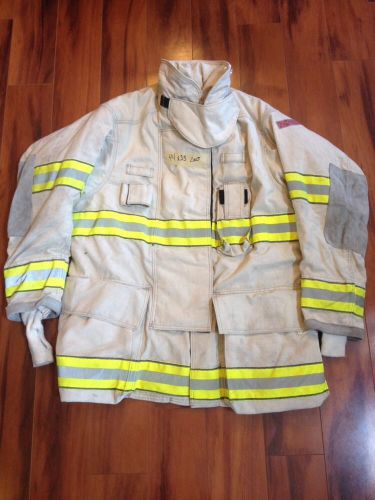 Firefighter Turnout / Bunker Gear Coat Globe G-Extreme 44Cx35L EUC White 05&#039;