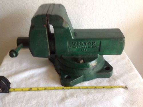 RARE Wilton Swivel Base Large Vise 4&#034; N1 N2 Schiller Park Illinois