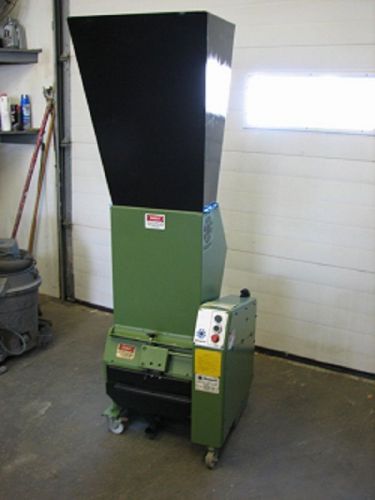 Rapid 617sr grinder granulator, 3 hp, staggered rotor, 9/64&#034; screen for sale