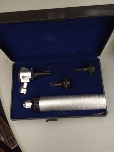 otoscope ophthalmoscope set