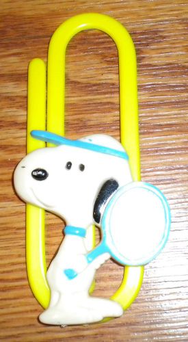 Peanuts Jumbo Paper Clip Snoopy Plastic (made in Hong Kong)