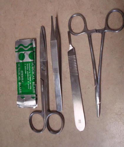 5 Piece Dog Ear Suture Kit Dental Veterinary Instruments