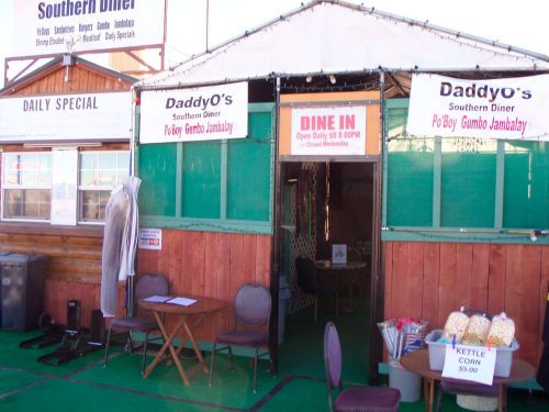 Food Vendor Trailer, setup and operating in Quartzsite, AZ,  Illness forces sale