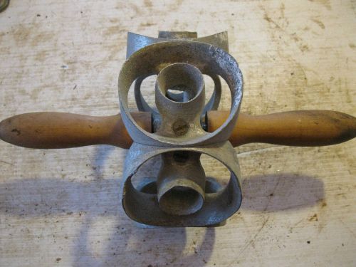 2 1/2&#034; Houpt Cutters Doughnut Cutter Press Roller