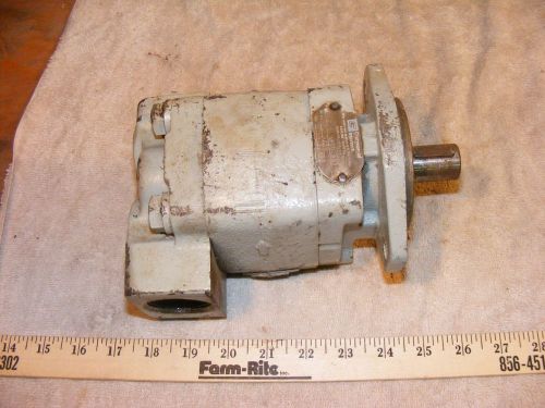 Commercial Intertech 326-9110-097  02-0250  S/N N039-12432 Hydraulic Pump