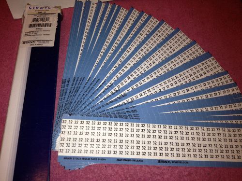 NUMBER &#034; 32 &#034; BRADYMARKER LABELS WM-32-PK BRADY LABEL WIRE MARKERS (900 LABELS)