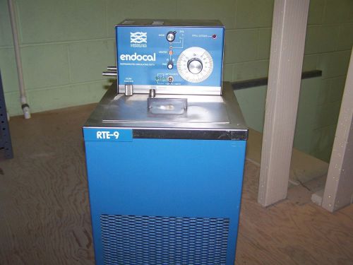 NESLAB RTE-9 CIRCULATING BATH WITH MANUAL