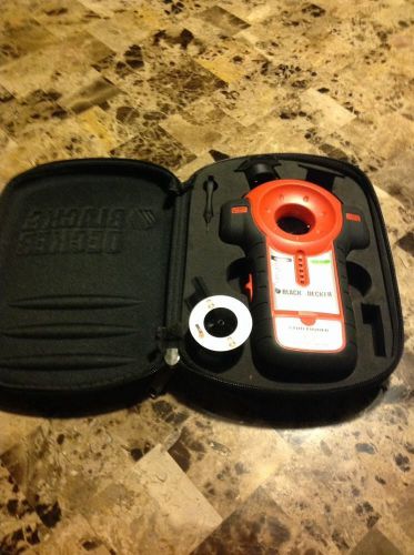 Black &amp; Decker Bulls Eye Auto Laser Level Stud Finder BDL100S W Case