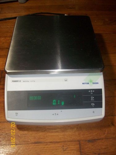 METTLER TOLEDO PG8001S Lab Balance 8000 g x .1g Professionally Refurbished