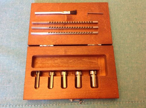 DUMONT Minute Man Broach Set No. 00