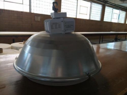 Lithonia HiTek Enclosed Low Bay TX 400M Fixture 400w MH