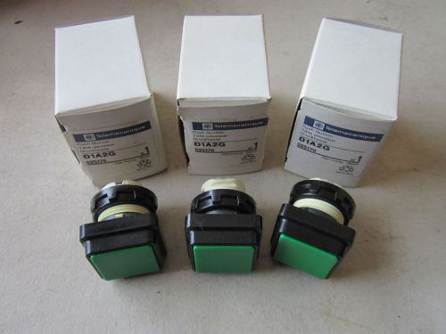 Lot / 3 Telemecanique D1A2G Green Push Button Operators NOS